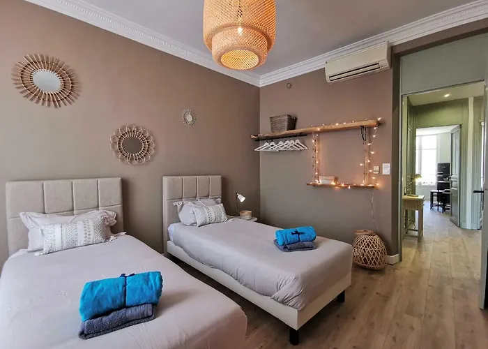 Le Lorraine Apartment *